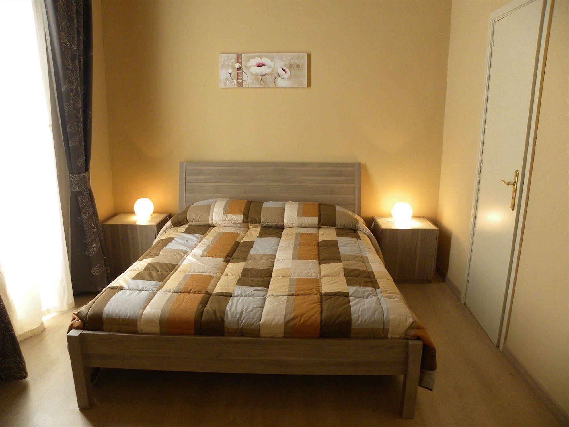 B&B Residenza Umberto Κατάνια Εξωτερικό φωτογραφία